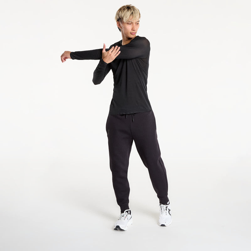 On Focus Tech Sweatpants Black
