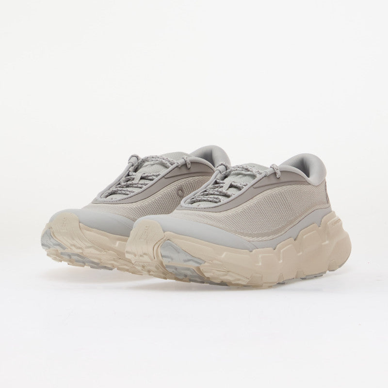 On Cloudsoma Alt Glacier/ Pearl