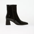 Vagabond Hedda Black