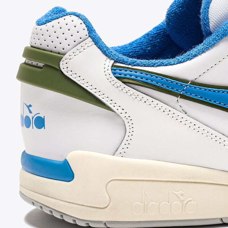 DIADORA Winner