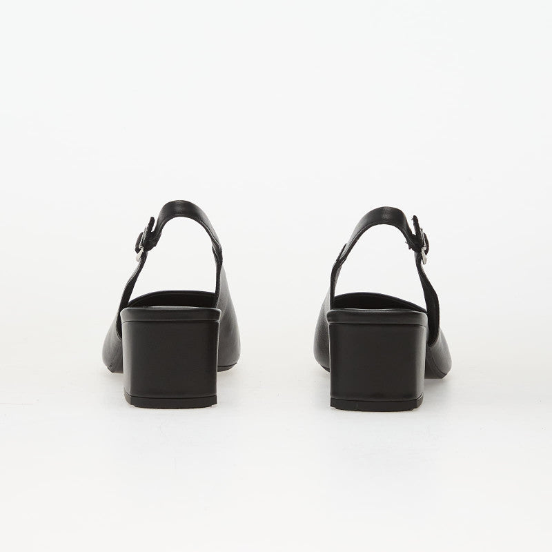 Vagabond Marta Black