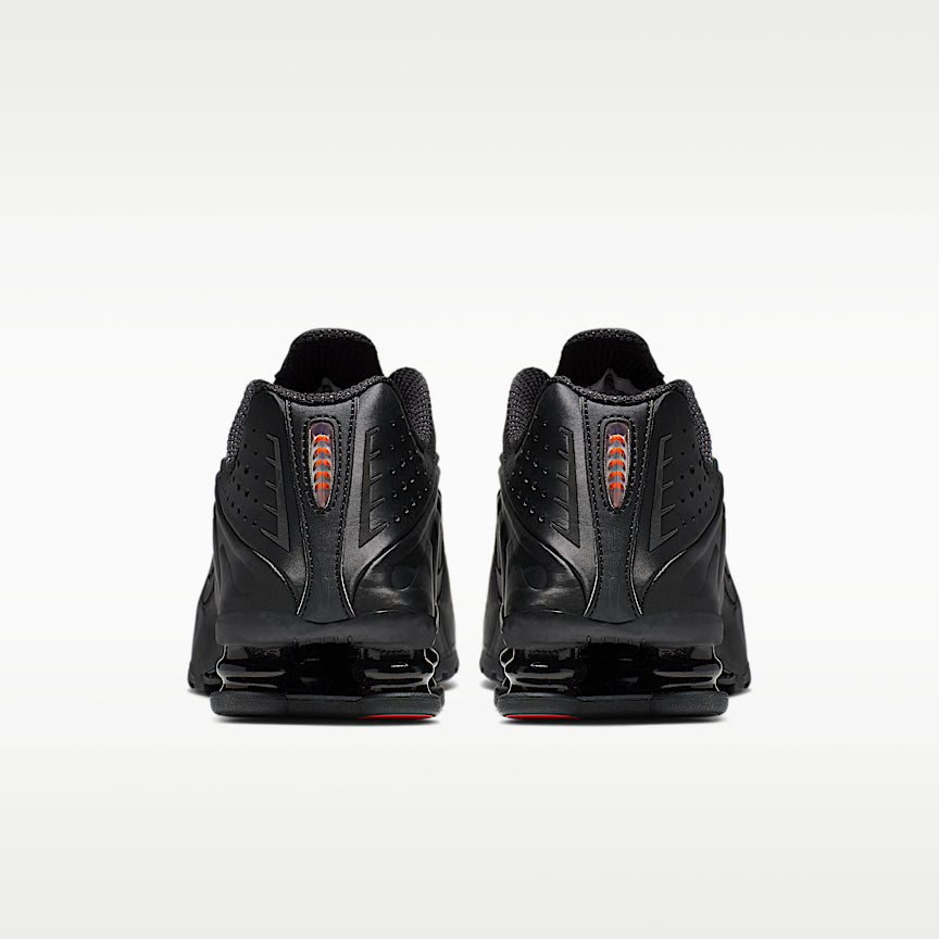 Nike Shox R4