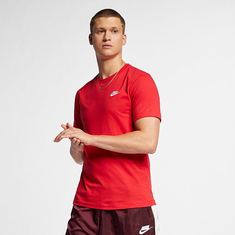 Nike Sportswear Club T-Shirt