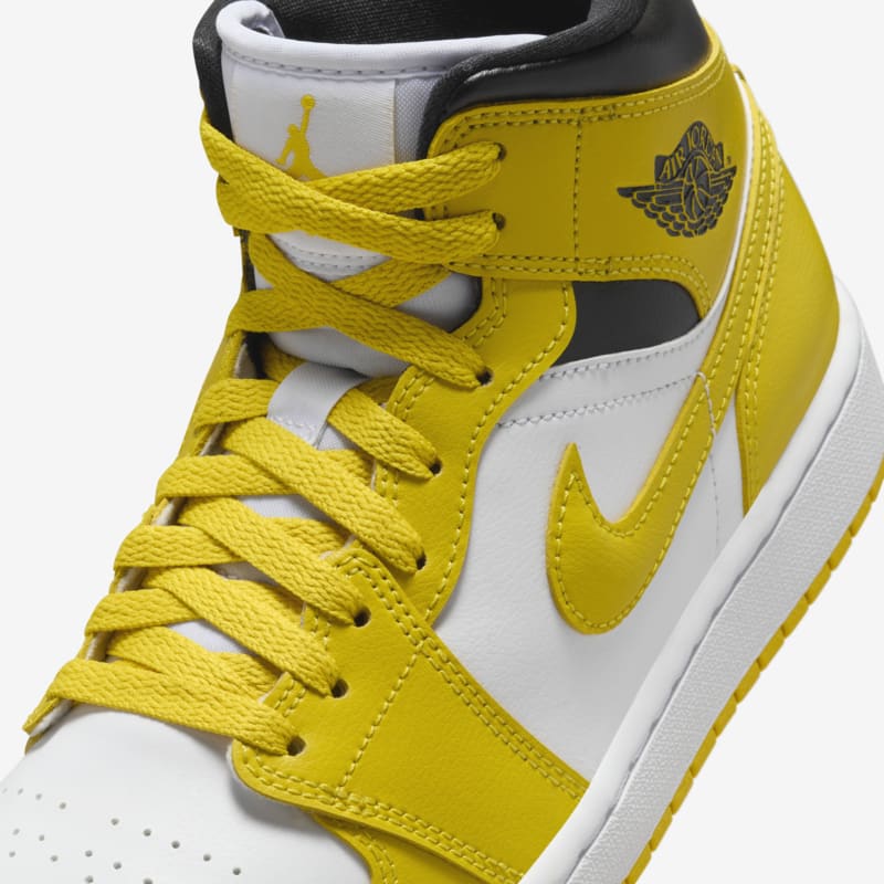 Air Jordan 1 Mid