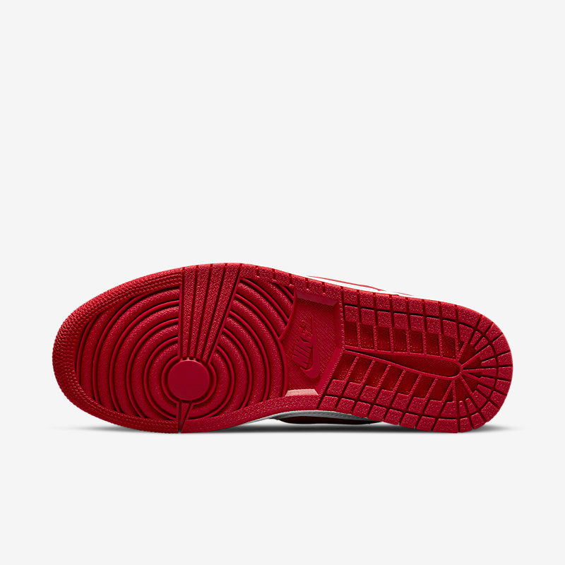 Air Jordan 1 Low Flyease