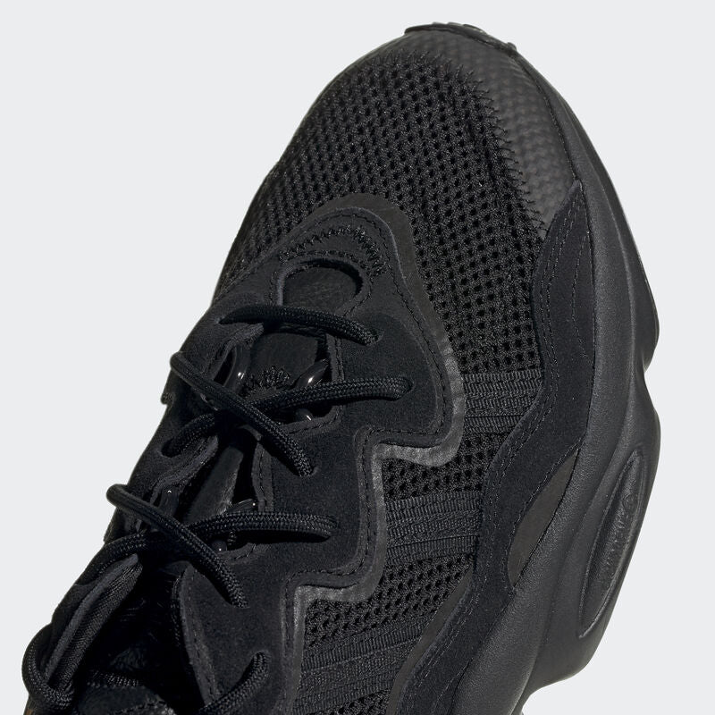adidas Originals Ozweego Core Black Carbon