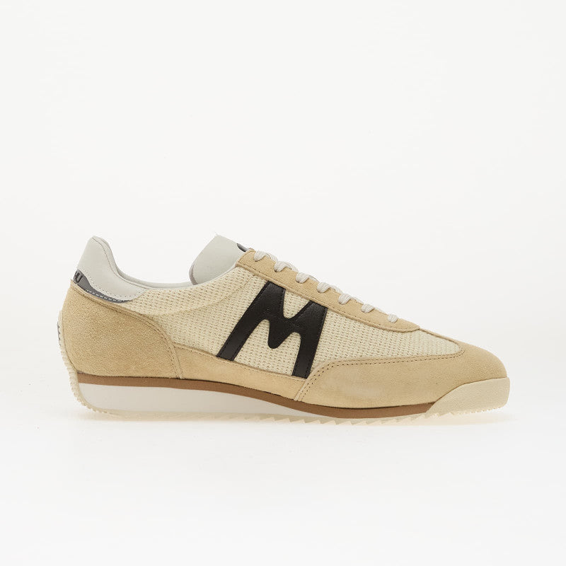 Karhu Mestari 76 Boulder/ Jet Black