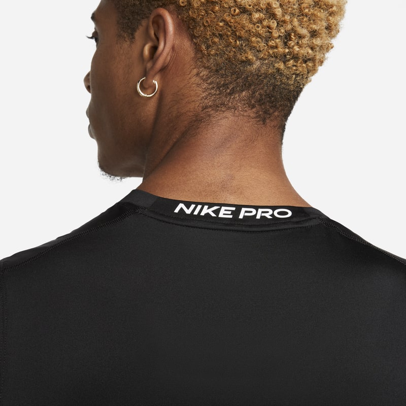 Nike Pro
