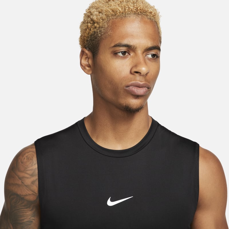 Nike Pro