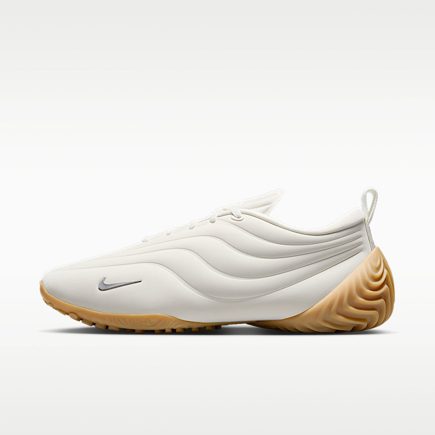 Nike Wmns Astra Ultra