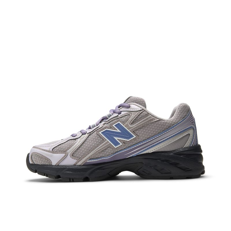 New Balance 770