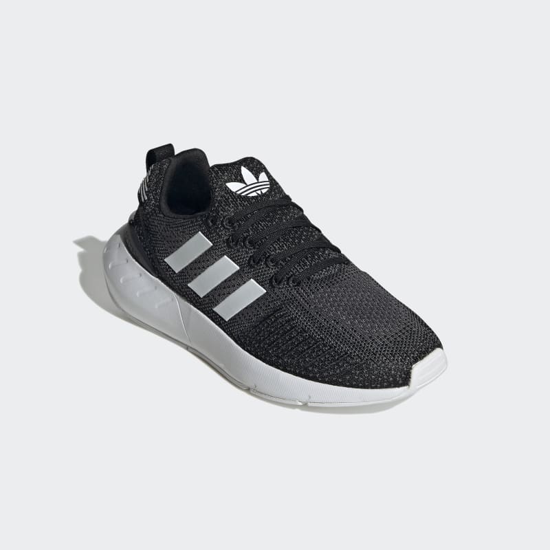 adidas Wmns Swift Run 22