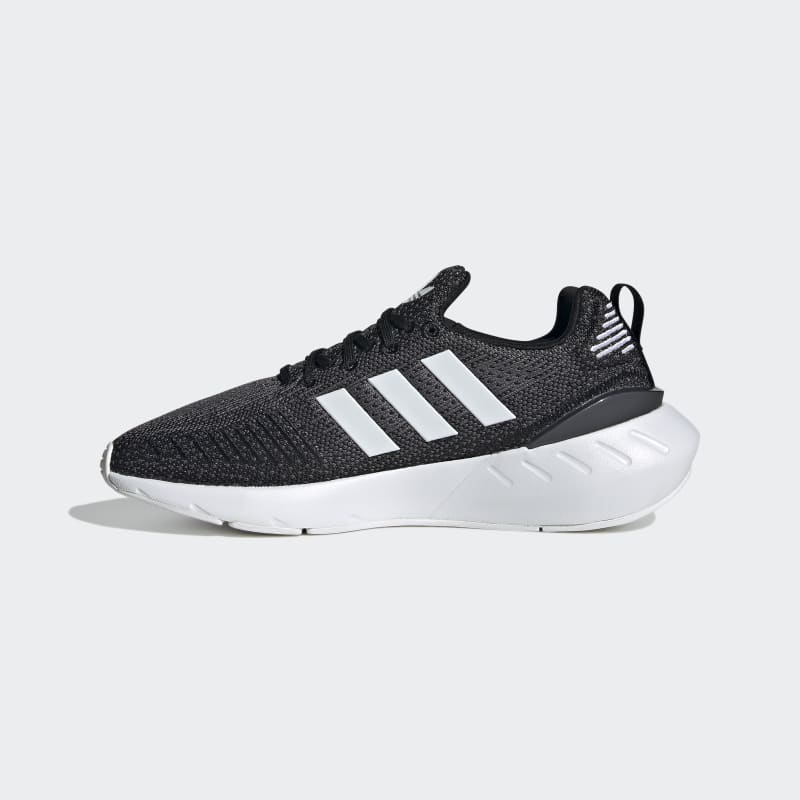 adidas Wmns Swift Run 22