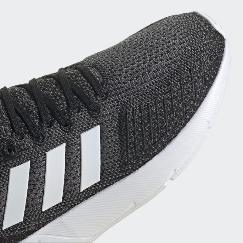 adidas Wmns Swift Run 22