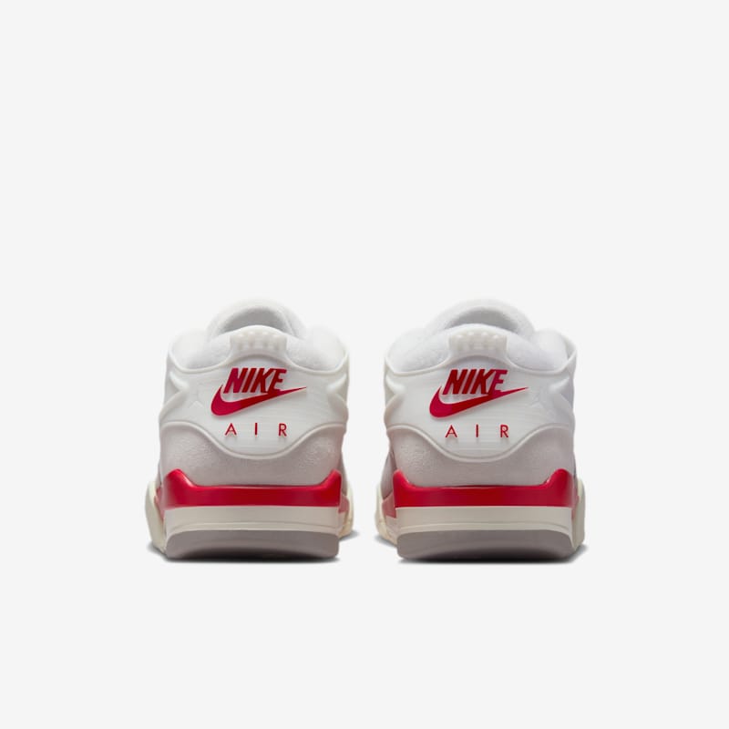 Air Jordan 4 RM
