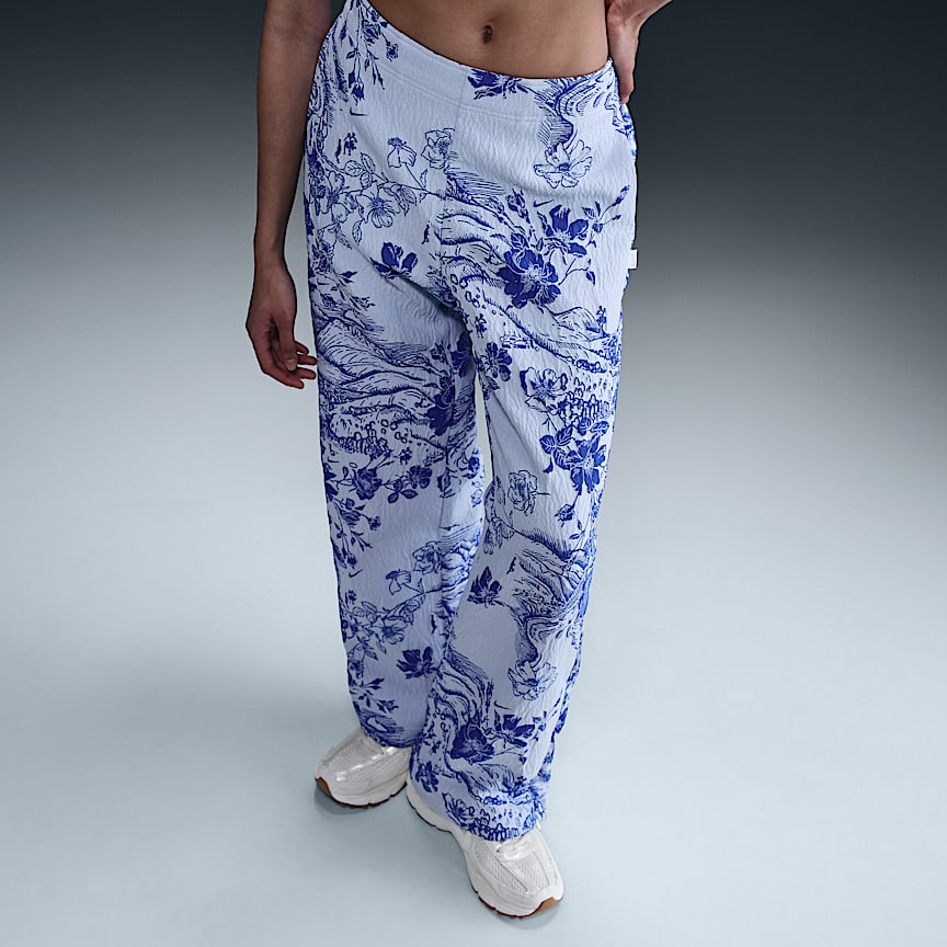 Nike Sportswear Collection Women's Mid-Rise Jacquard Track Pants White/ Hyper Royal/ White