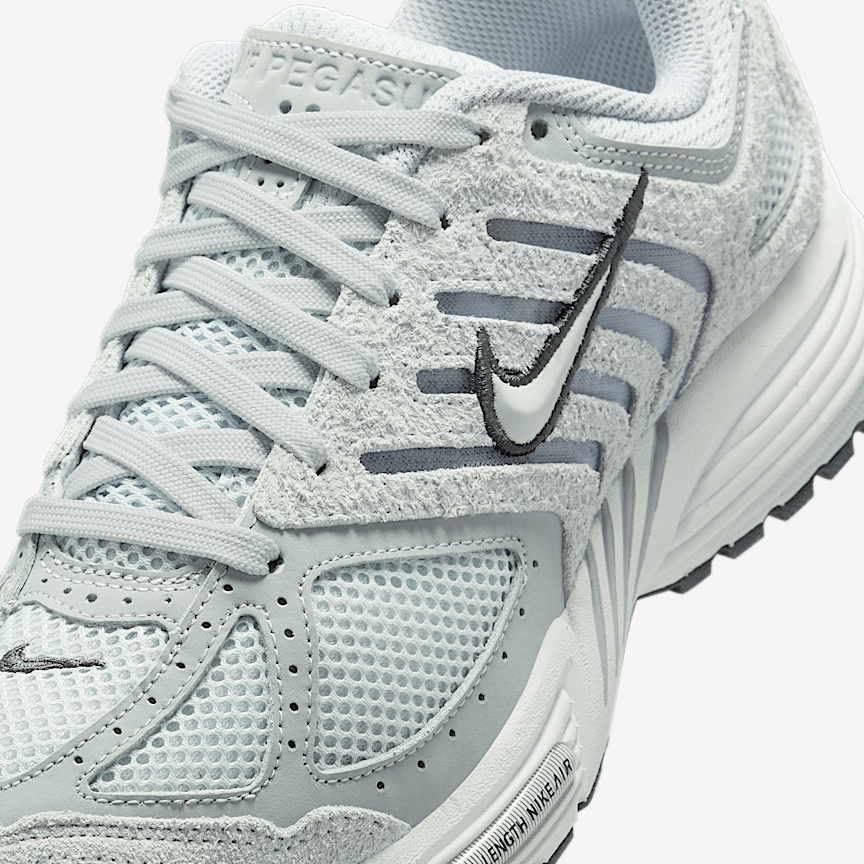 Nike Wmns Air Pegasus 2005