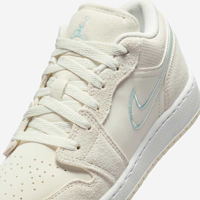 Air Jordan 1 Low SE