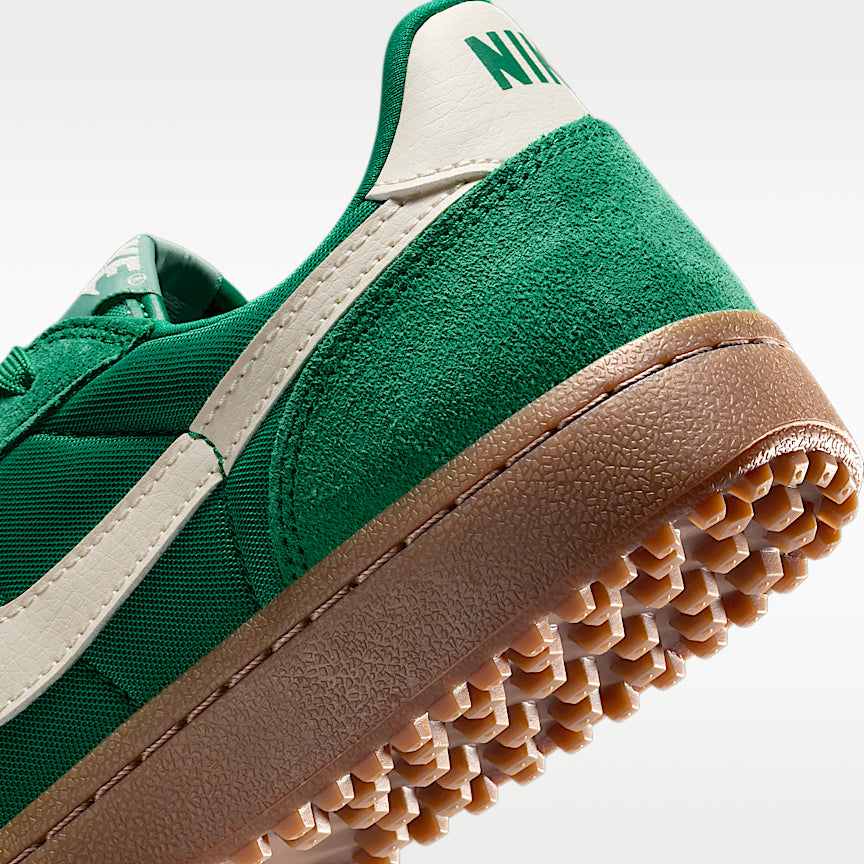 Nike Wmns Field General