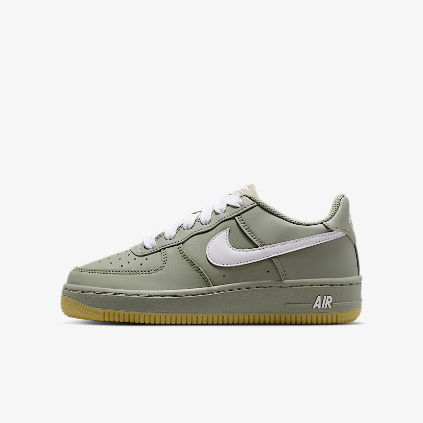 Nike Air Force 1 LV8 3