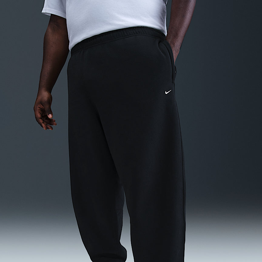 Nike Solo Swoosh
