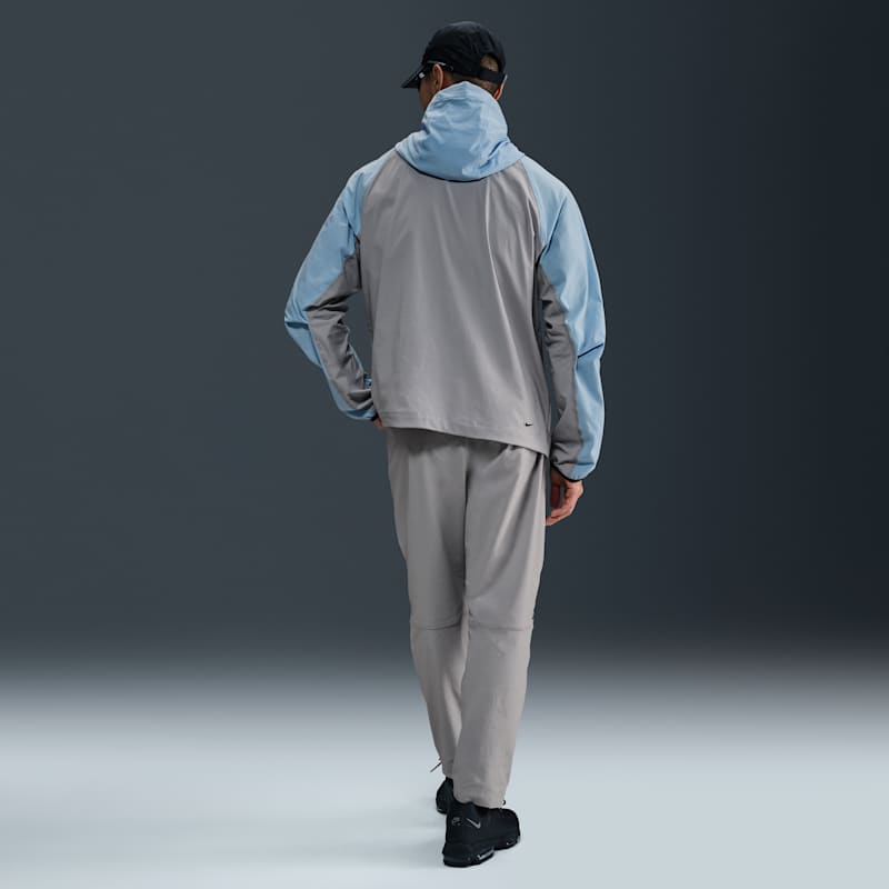 Nike Tech