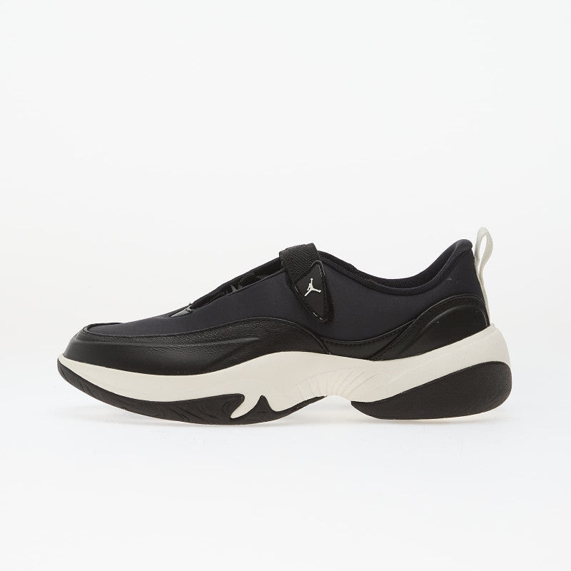 Jordan Wmns Pointe Black/ Sail