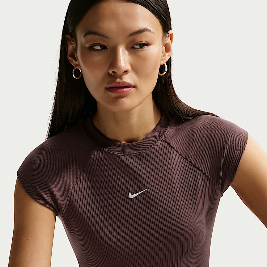 Nike Sportswear Chill Knit Women's Tight Short-Sleeve Ribbed Top Tattoo/ Sail