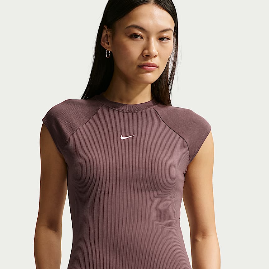 Nike Sportswear Chill Knit Women's Tight Short-Sleeve Ribbed Top Tattoo/ Sail