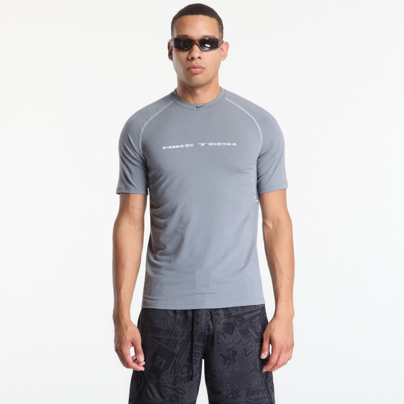 Nike Tech Men's Dri-FIT Short-Sleeve Top Cool Grey/ Wolf Grey/ Black