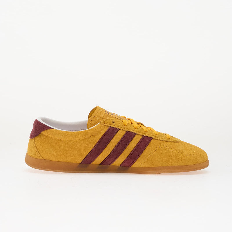 adidas Gazelle Lo Pro Wmns Creme Yellow/ Shadow Red/ Gum
