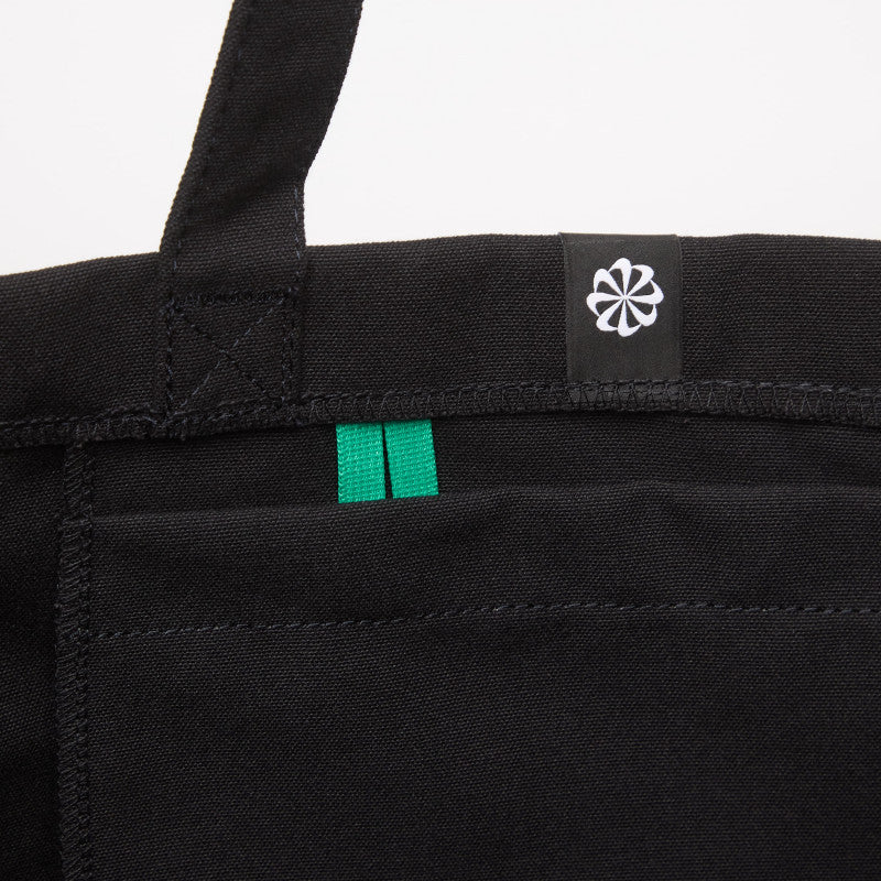 Nike Heritage Tote Bag 22L Black/ Stadium Green/ White