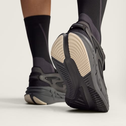 adidas Wmns adidas By Stella McCartney Adistar
