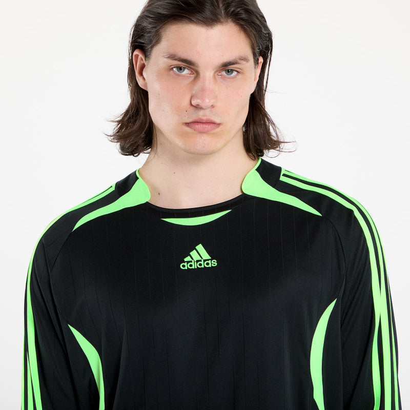 adidas Teamgeist Relaxed Men's T-Shirt Black/ Signal Green
