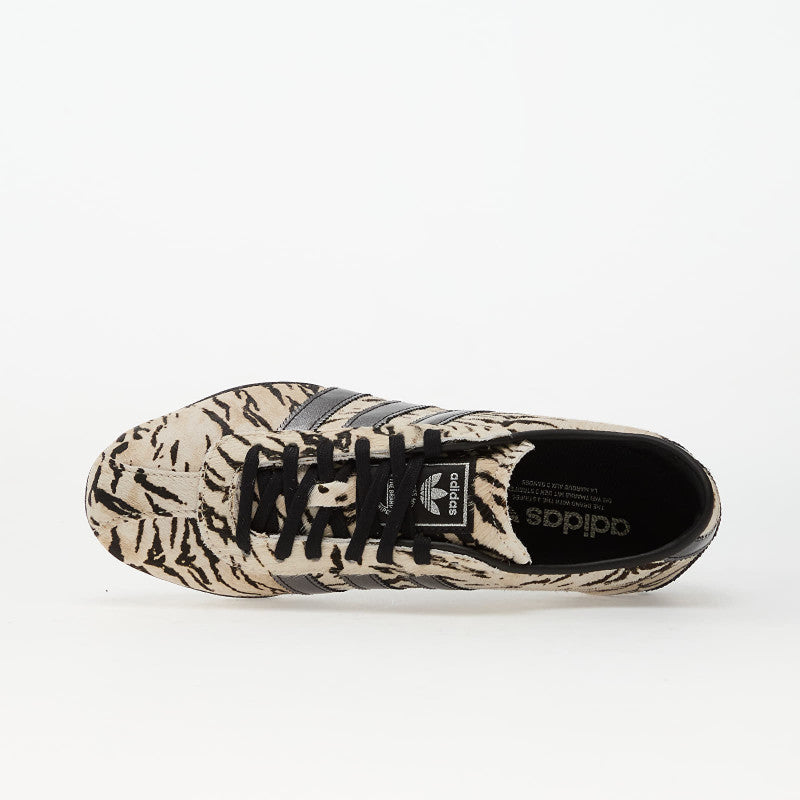 adidas TOKYO Off White/ Core Black/ Wonder White 37