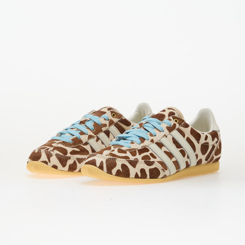 adidas Japan Wmns Crli/ Ivory/ Orange Tint 39