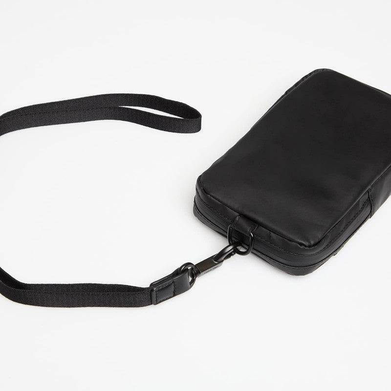 Calvin Klein Utility Phone Crossbody Crossover Black