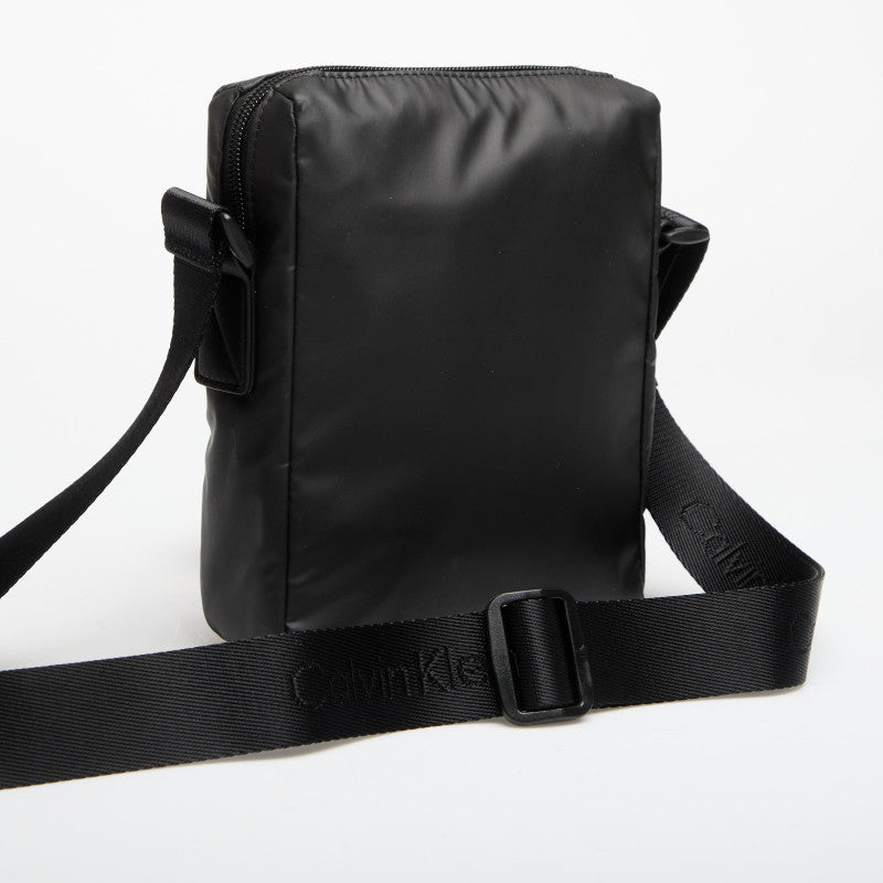 Calvin Klein Rubberized Reporter Black
