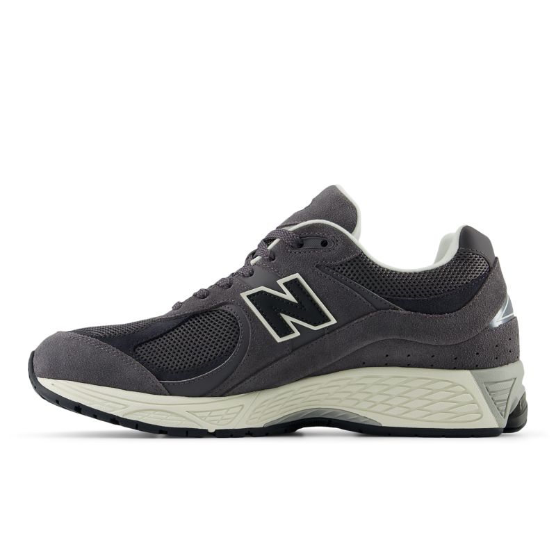 New Balance 2002R