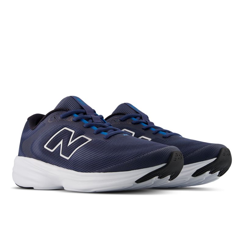 New Balance 411 v4 411
