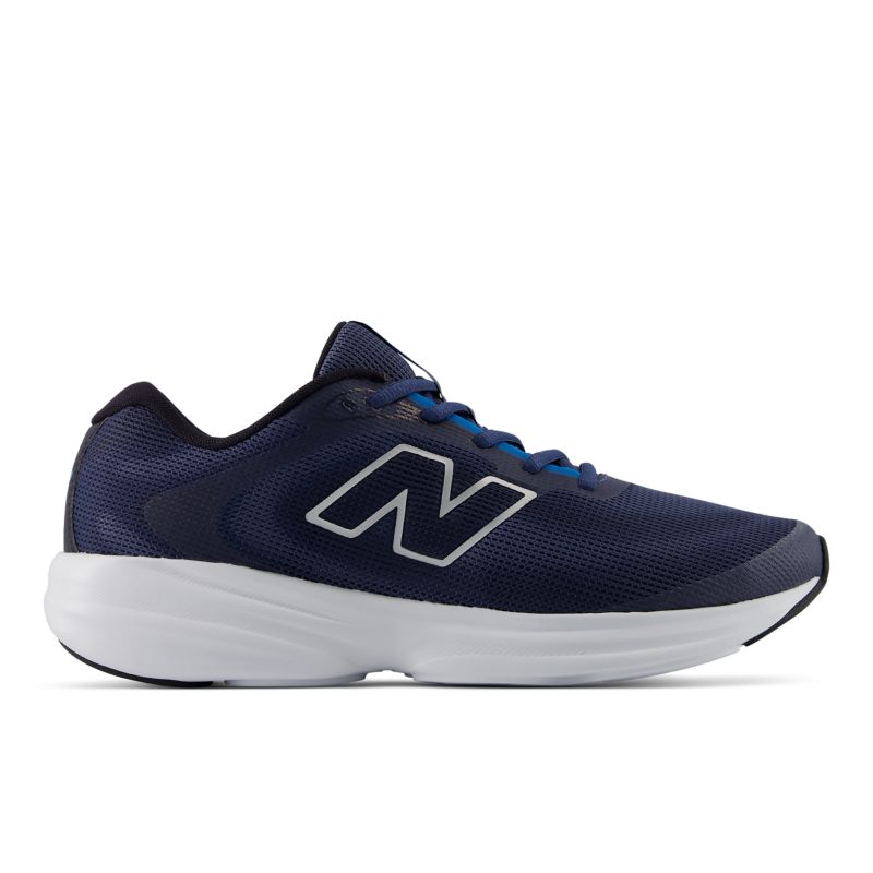 New Balance 411 v4 411