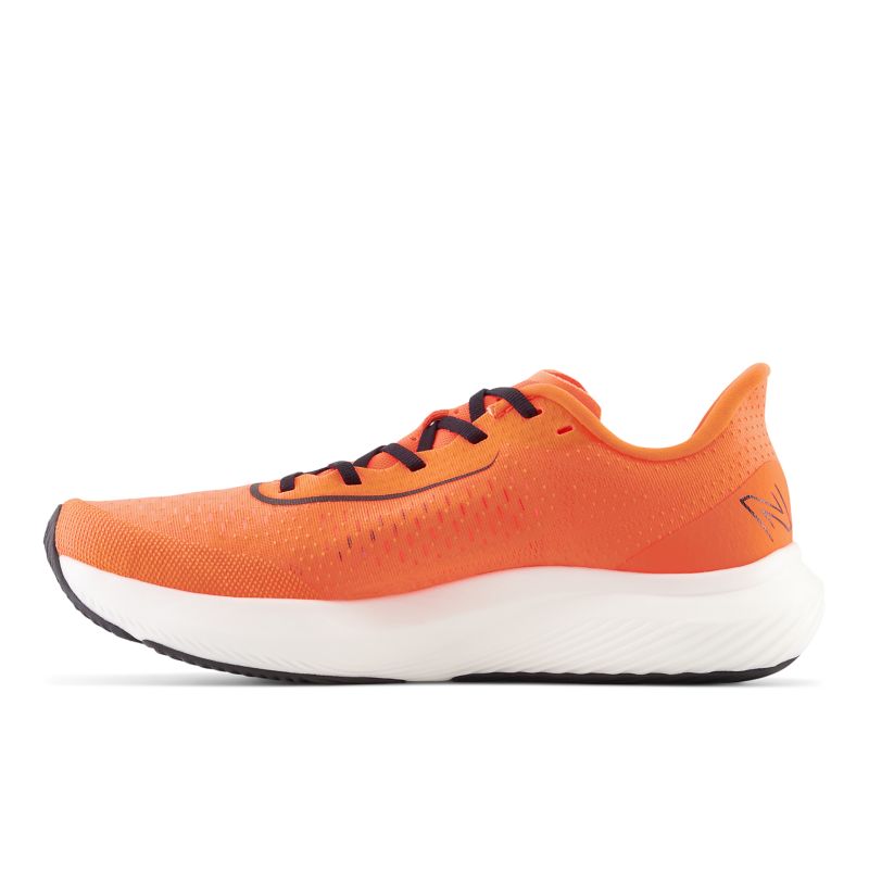 New Balance FuelCell Rebel v3