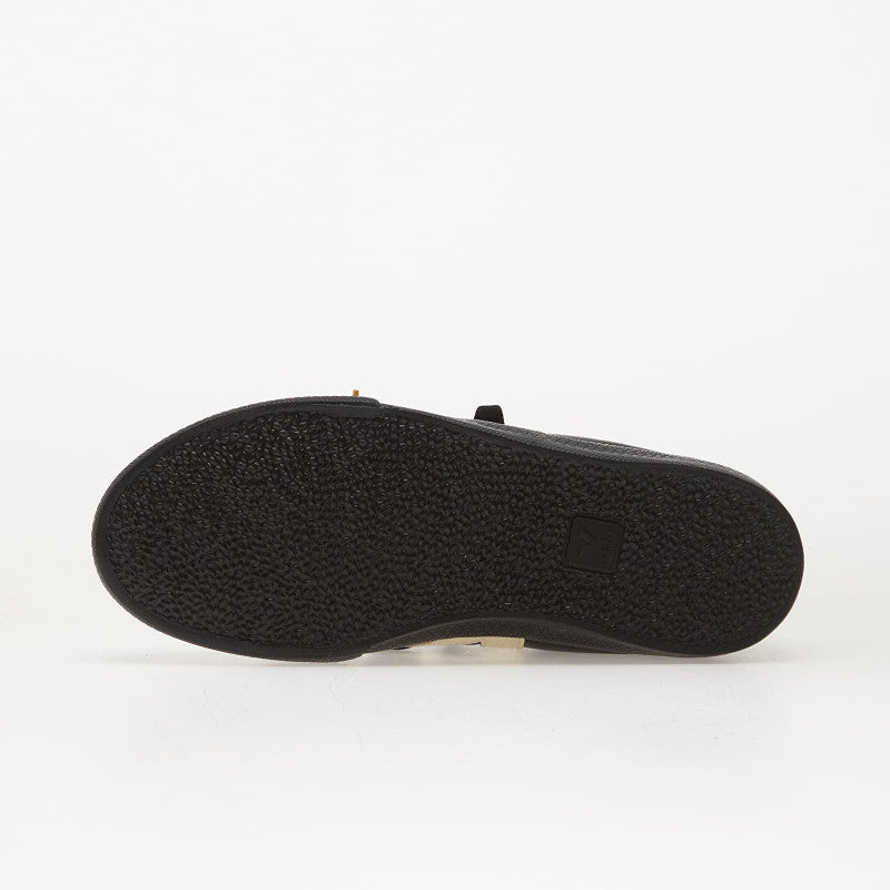 Veja x Magliano Panenka Black