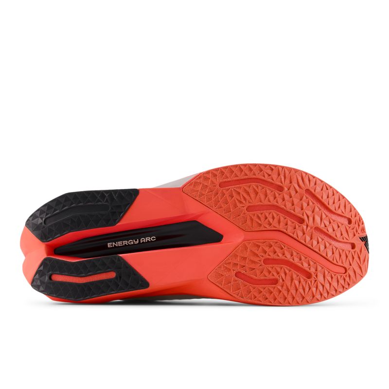 New Balance FuelCell SuperComp Trainer v3