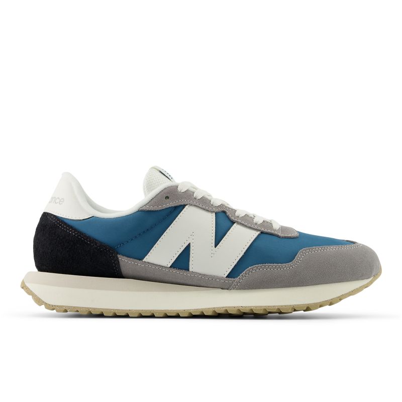 New Balance 237