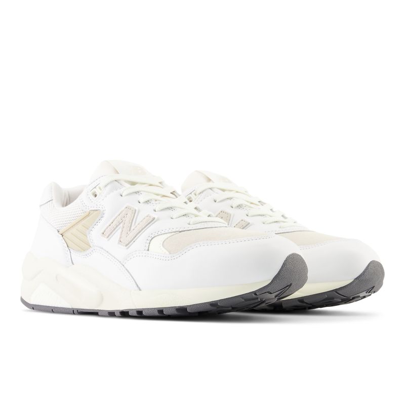 New Balance 580