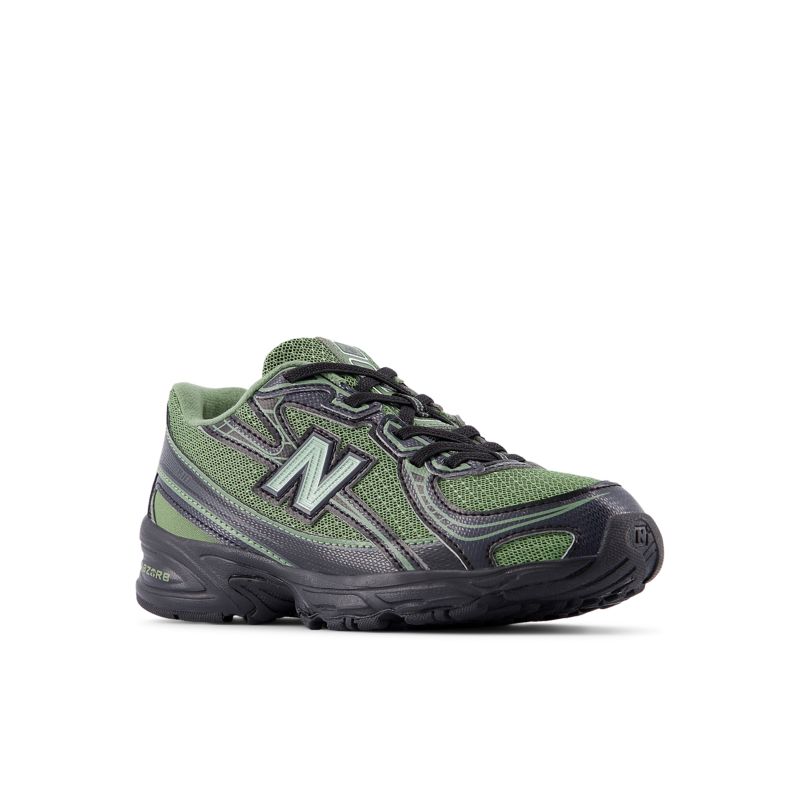 New Balance 740 GS