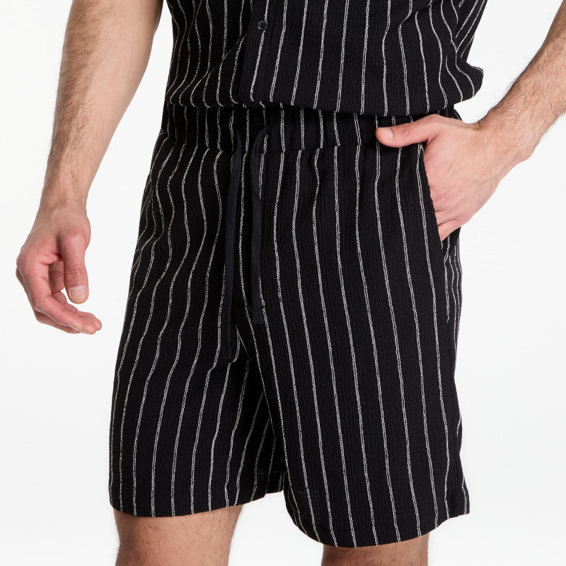 Urban Classics Striped Crinkle Resort Shorts Black/ Off White