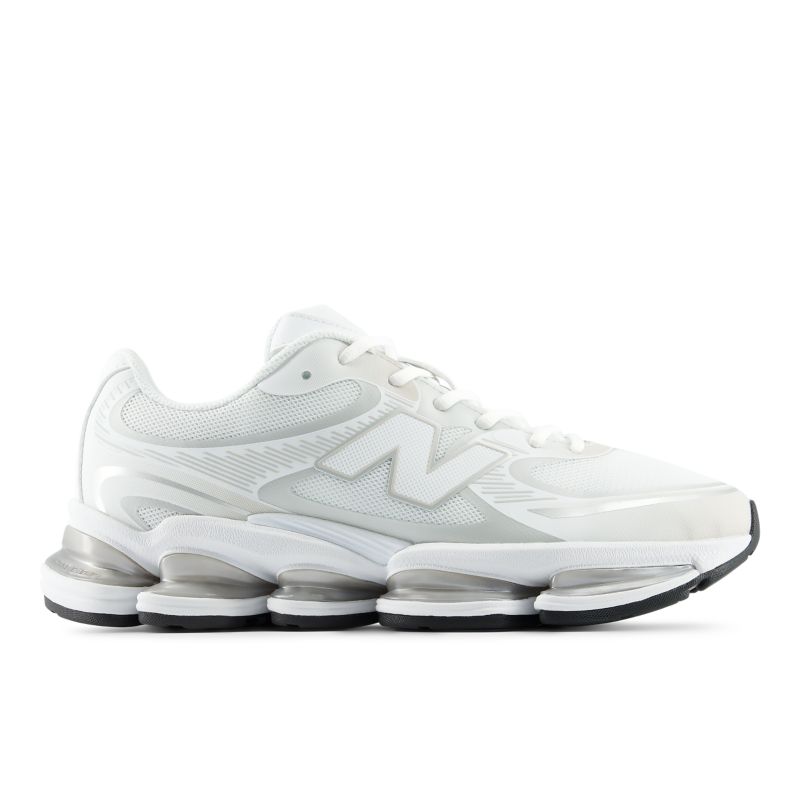 New Balance 2000 White/ Silver Metallic