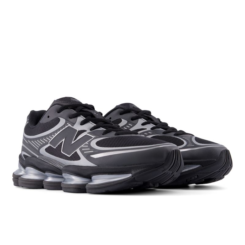New Balance 2000 Black/ Silver Metallic